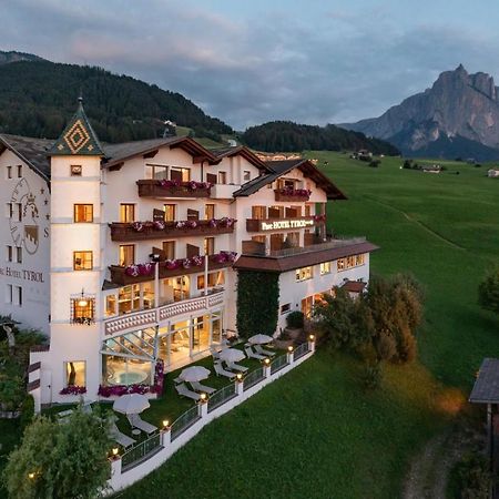 Parc Hotel Tyrol Castelrotto Exterior foto