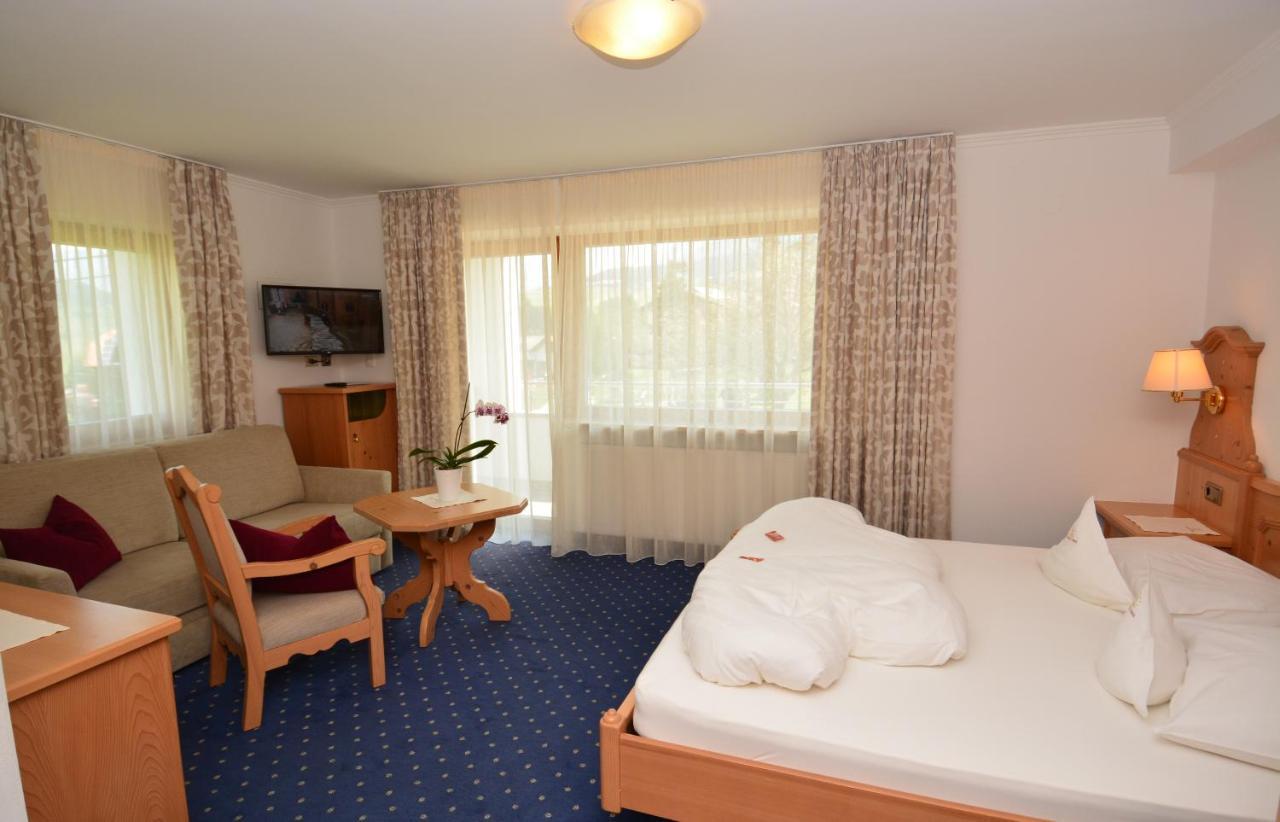 Parc Hotel Tyrol Castelrotto Exterior foto
