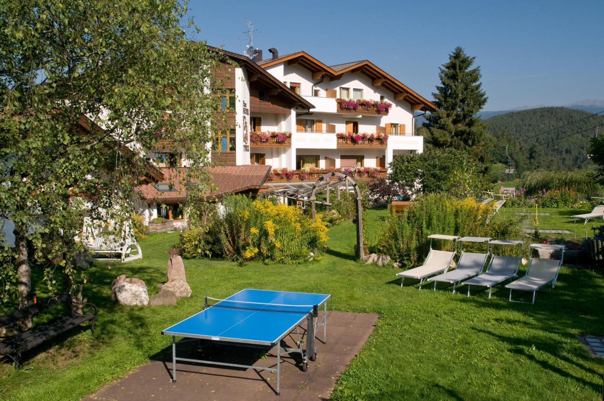 Parc Hotel Tyrol Castelrotto Exterior foto