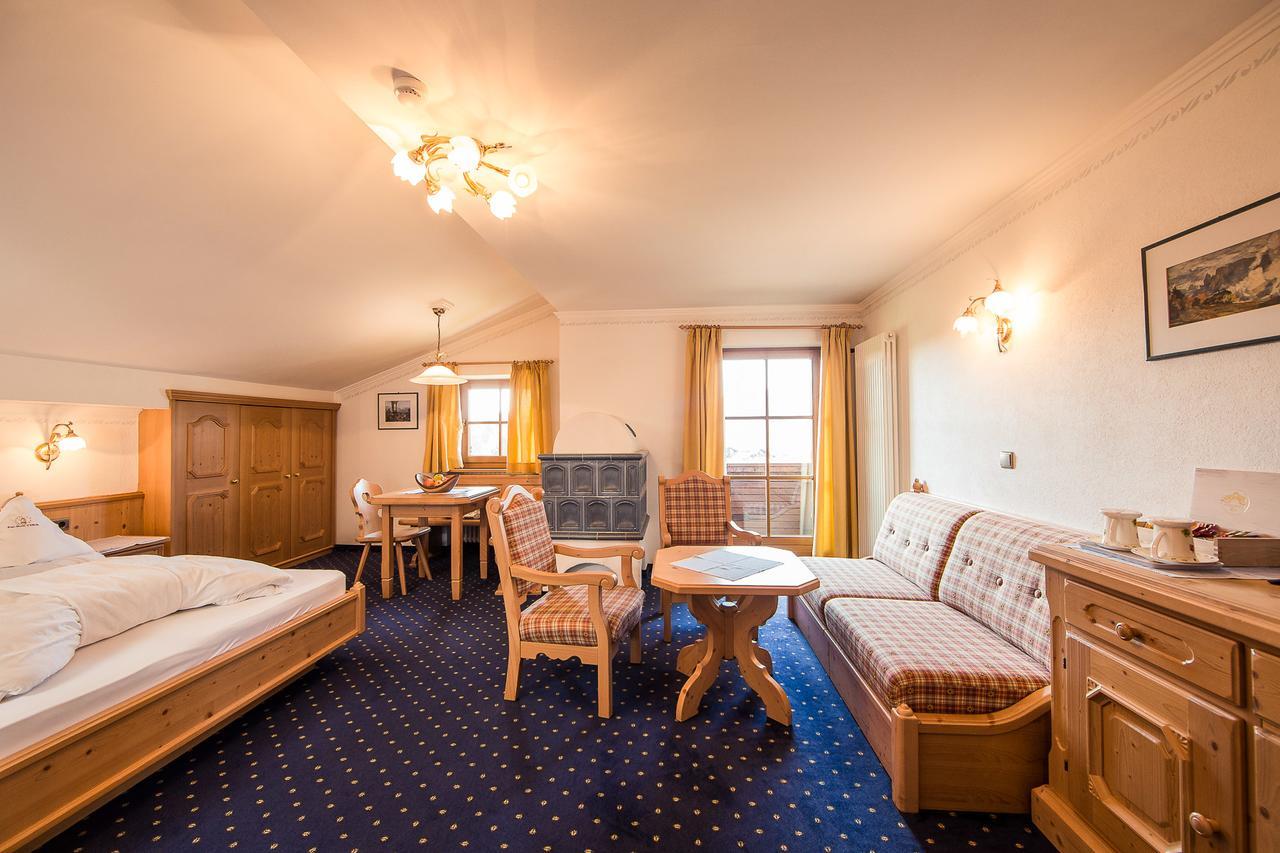 Parc Hotel Tyrol Castelrotto Exterior foto